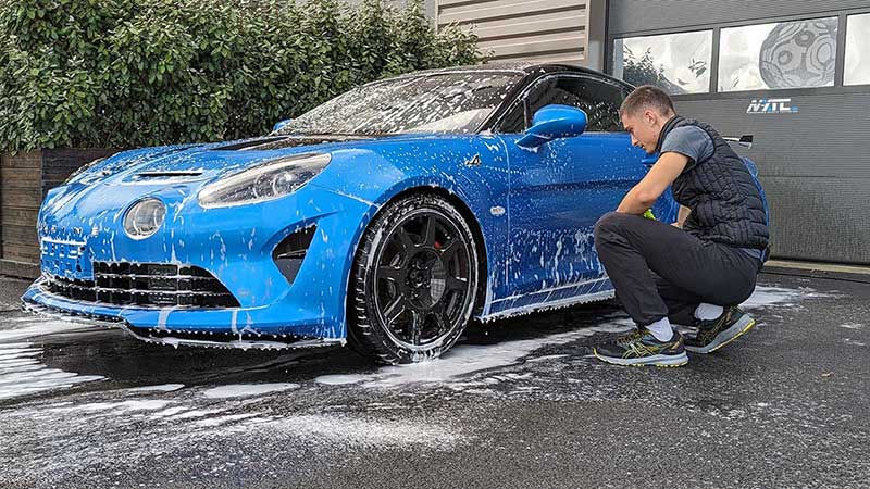 découvrez nos services de rénovation auto à paris pour redonner à votre véhicule un aspect neuf. qualité, rapidité et expertise près de chez vous.