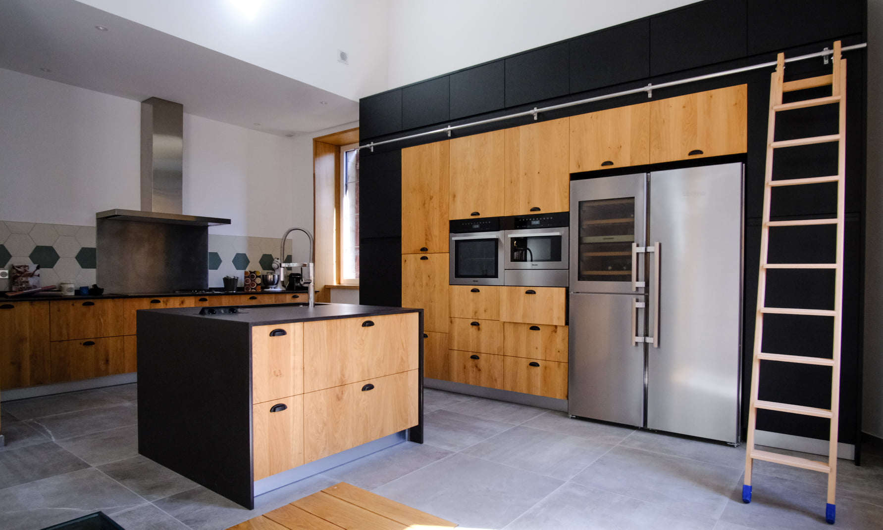 expert en rénovation de cuisine à lumigny (77540), nous transformons votre espace avec design, fonctionnalité et qualité. demandez votre devis personnalisé dès aujourd'hui.