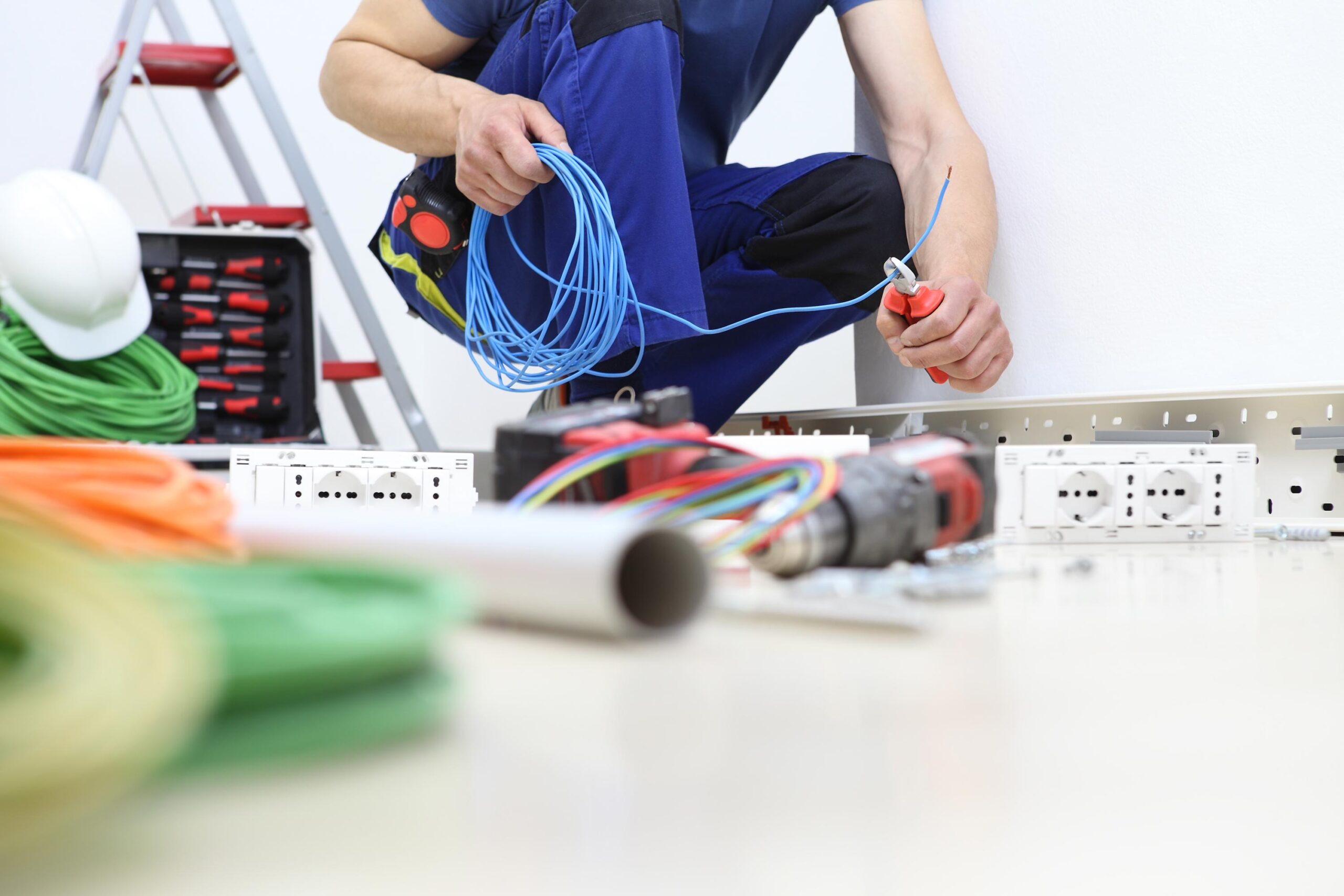 découvrez nos solutions professionnelles de rénovation électrique pour assurer la sécurité et la modernisation de votre installation électrique. qualité, conformité et efficacité garanties.