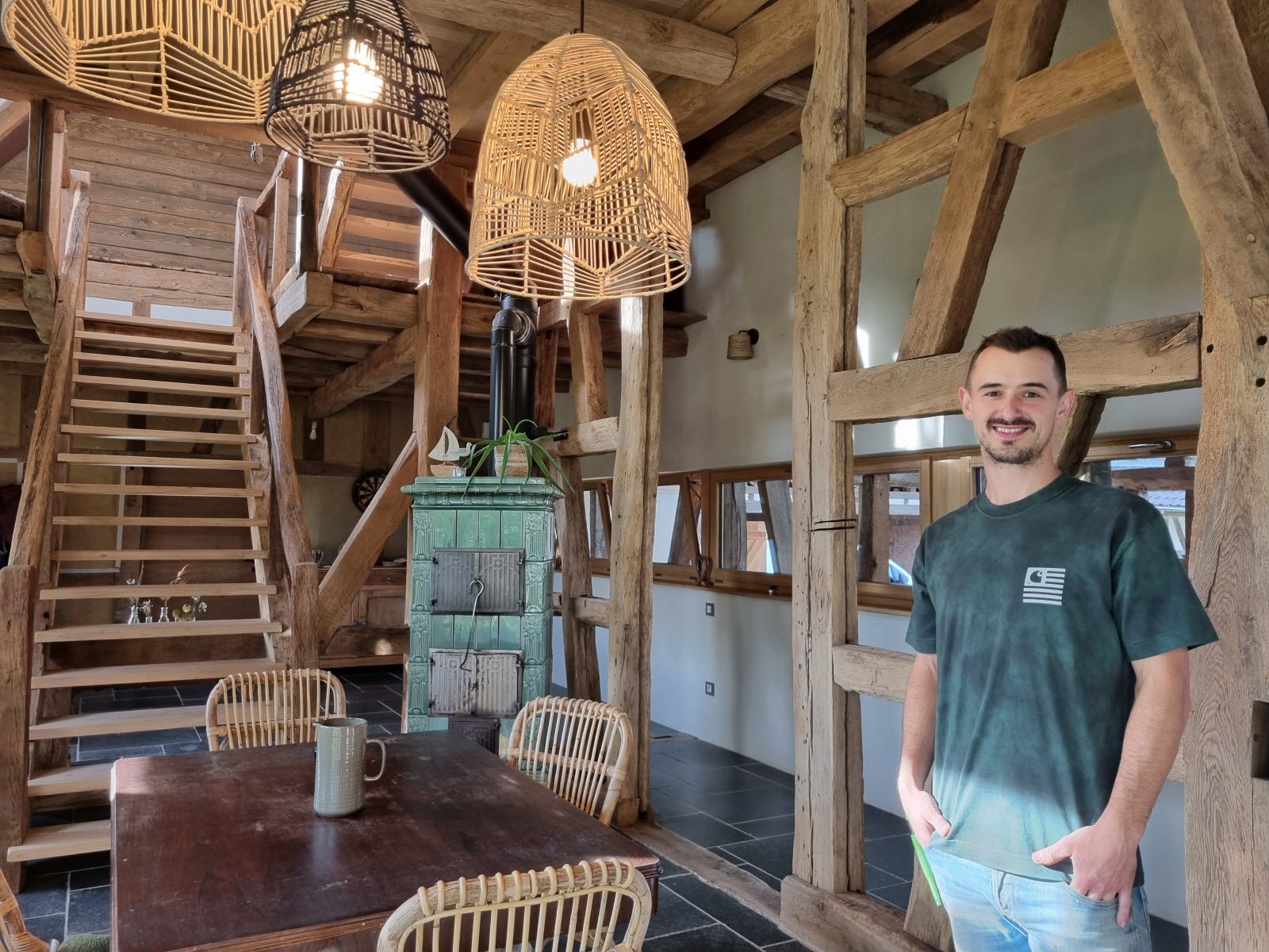 découvrez nos services experts de rénovation de granges près de paris en 2025. transformez votre espace ancien en un lieu moderne et confortable grâce à notre savoir-faire professionnel.