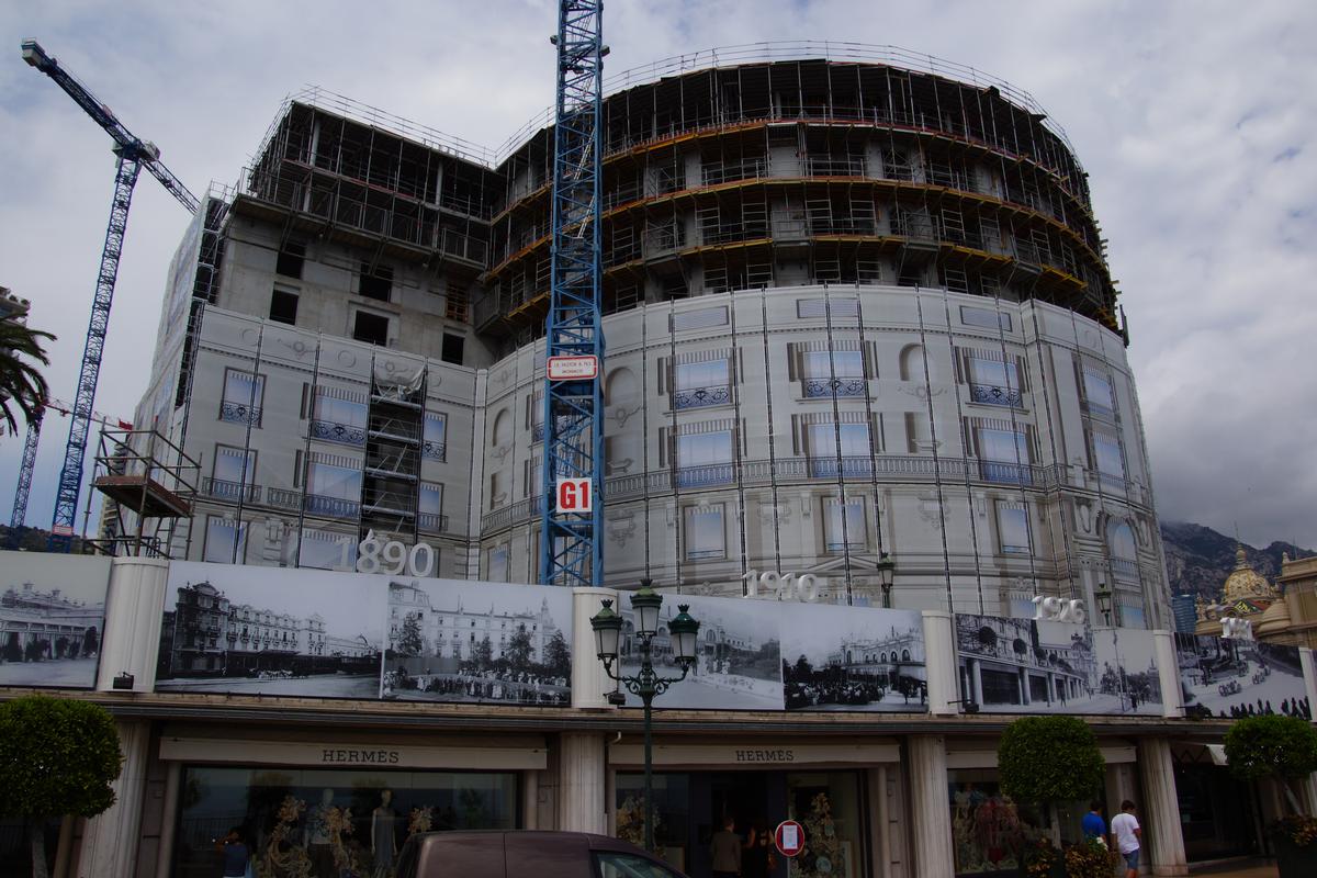 découvrez la rénovation exceptionnelle de l'hôtel de paris à monaco, alliant luxe, élégance et modernité pour un séjour inoubliable.