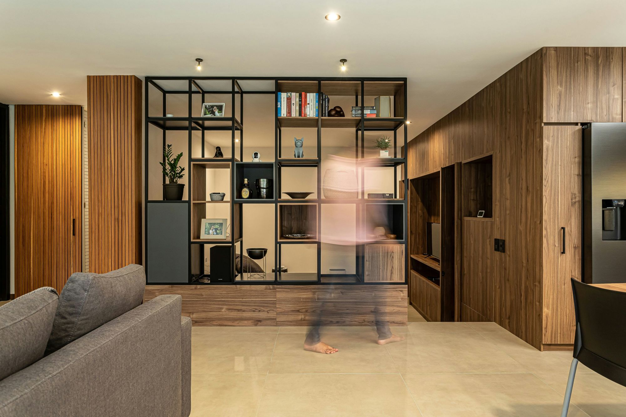 service professionnel de rénovation de local en appartement dans le 11e arrondissement de paris. transformation complète et personnalisée pour un intérieur moderne et fonctionnel.