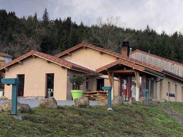 découvrez notre service de rénovation maison clé en main à saint-étienne : qualité, rapidité et accompagnement personnalisé pour transformer votre habitation en un lieu de vie moderne et confortable.