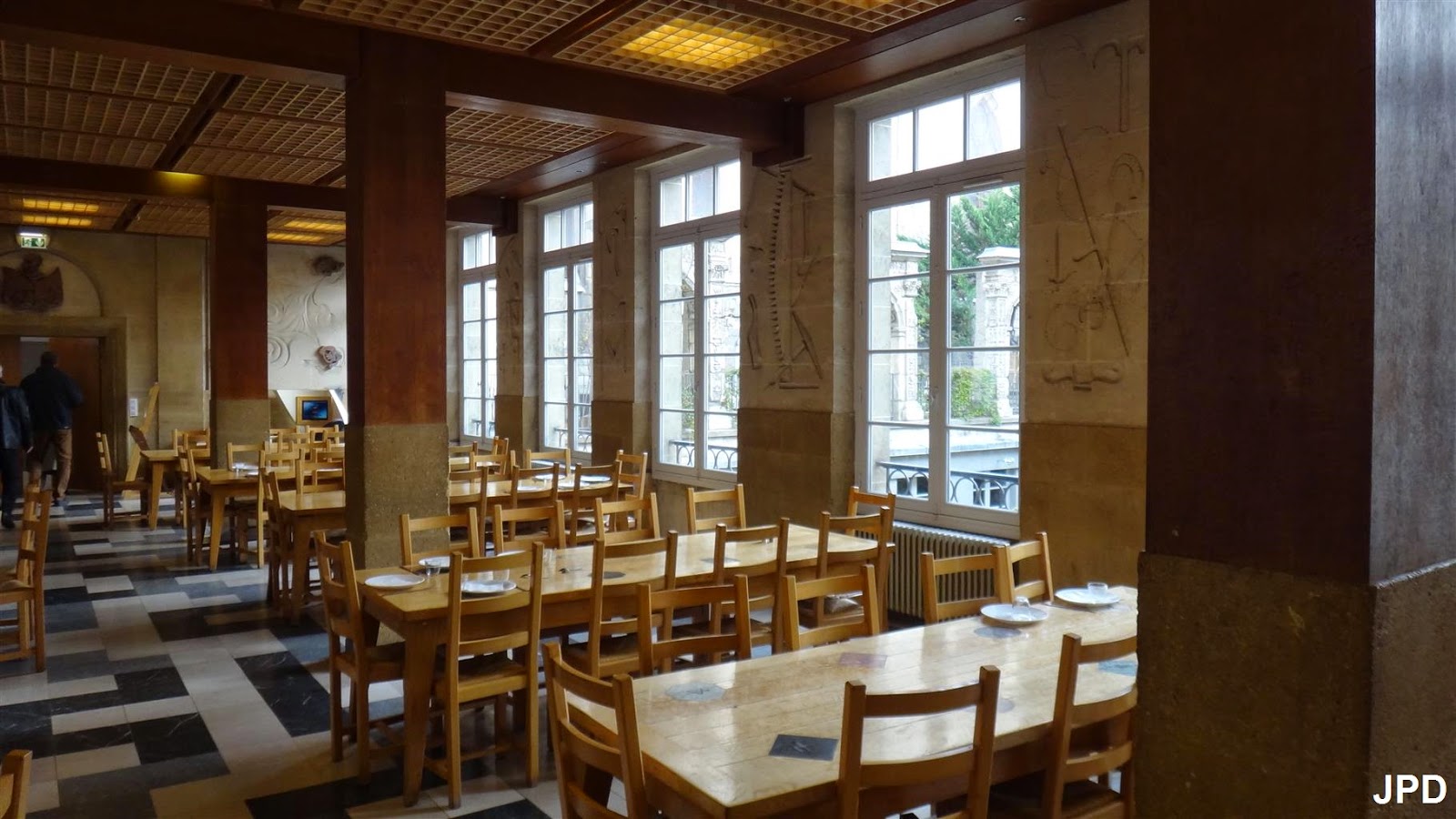 découvrez les services de rénovation dans le 3ème arrondissement de paris réalisés par les compagnons du devoir, experts en savoir-faire traditionnel et qualité artisanale.