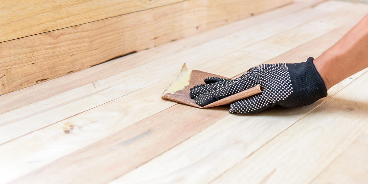 découvrez nos services professionnels de rénovation de parquet pour redonner beauté et éclat à vos sols en bois.