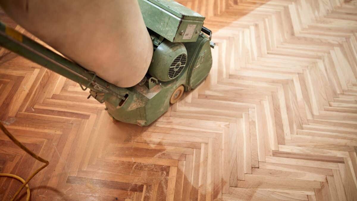 renovation parquet paris astuces youtube 1 découvrez nos astuces pratiques pour la rénovation de parquet à paris avec des tutoriels détaillés sur youtube. transformez votre sol en toute simplicité !