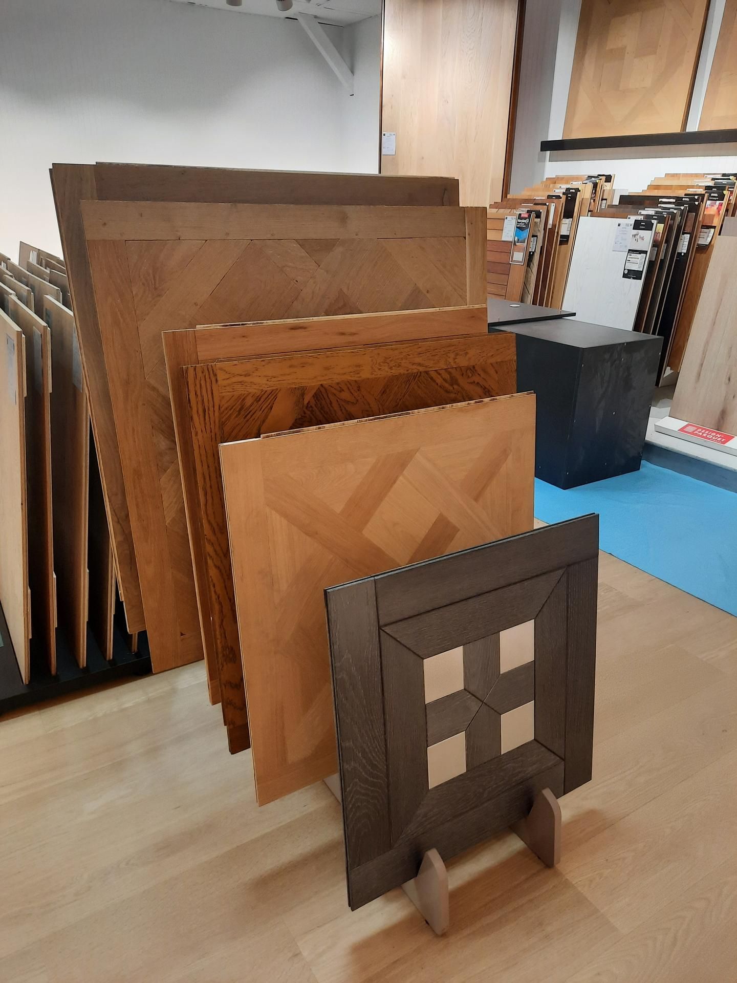 découvrez les horaires d'ouverture pour vos besoins en rénovation de parquet à paris. service professionnel et adapté à vos projets de restauration.