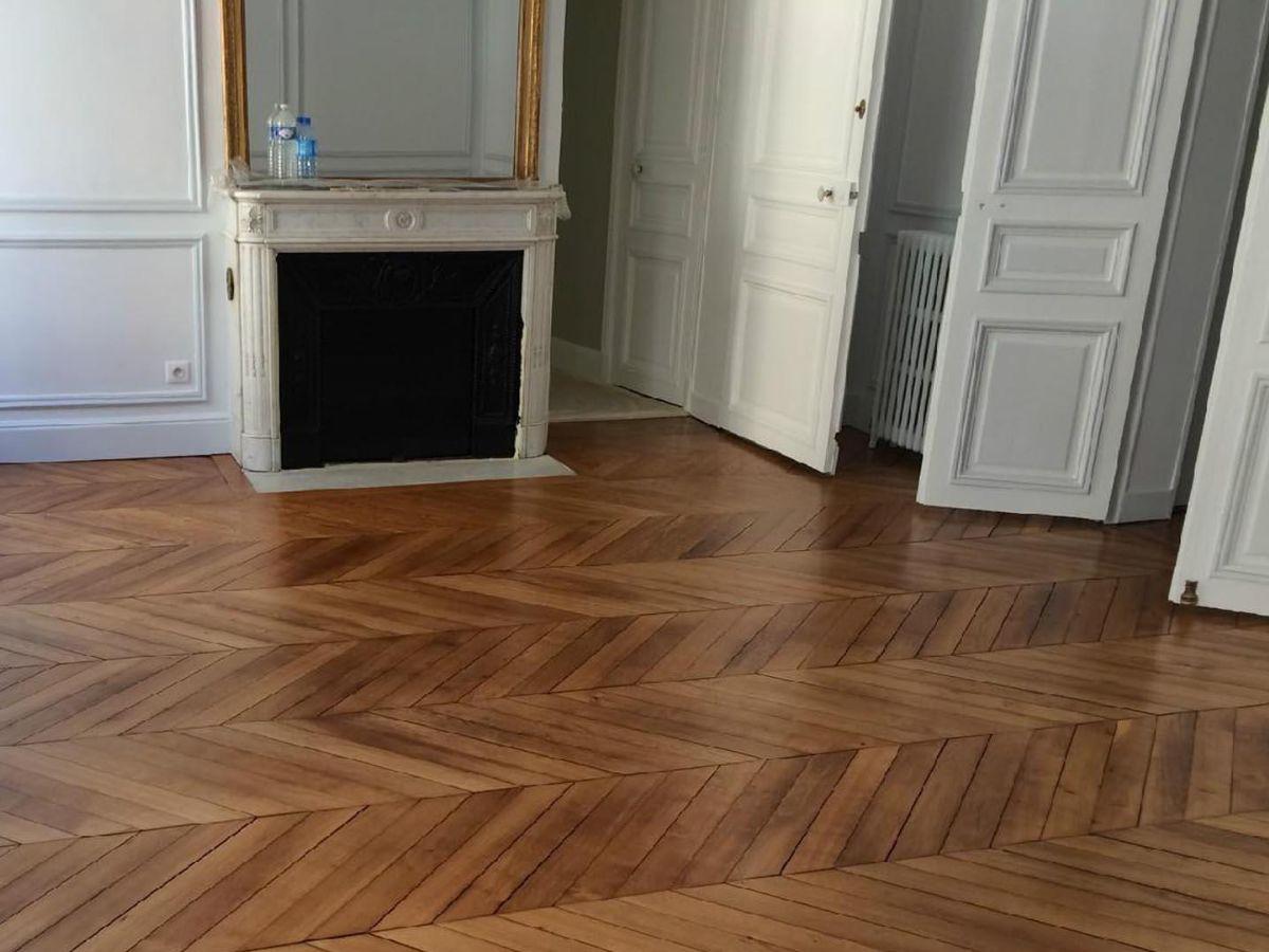 trouvez les horaires d'ouverture pour les services de rénovation de parquet à paris. expertise professionnelle, devis rapide et intervention rapide pour restaurer vos sols en bois.