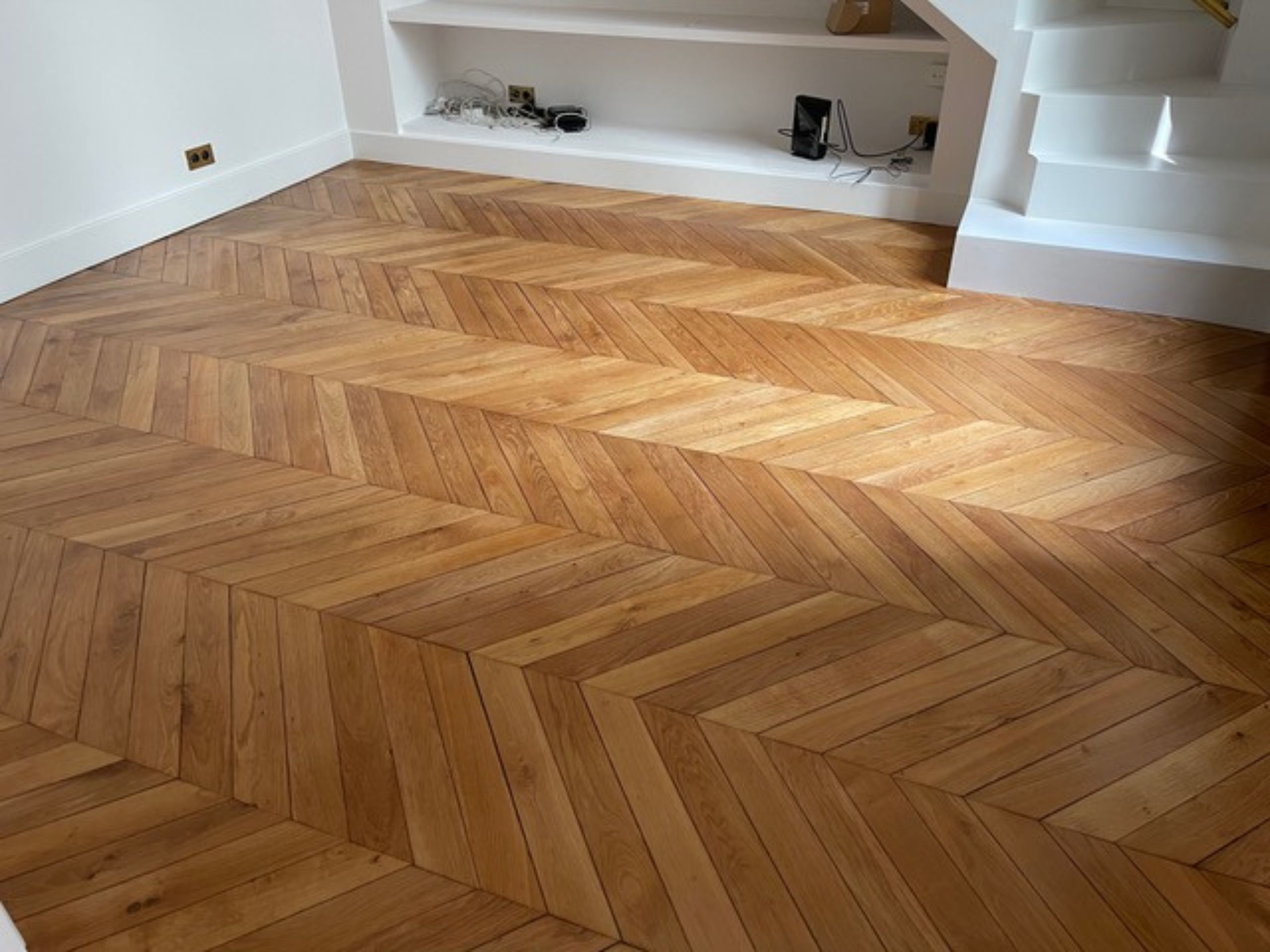 découvrez nos conseils clés pour la rénovation de parquet entre paris et londres, alliant savoir-faire et astuces pratiques pour un résultat impeccable.