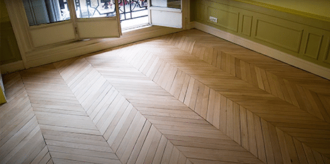 expert en rénovation de parquet à paris et marseille, nous redonnons vie à vos sols en bois avec savoir-faire et qualité.