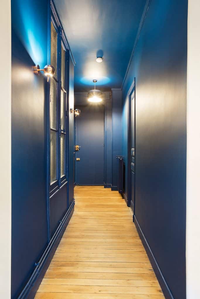 expert en rénovation peinture pour transformer et embellir vos espaces intérieurs et extérieurs avec des finitions de qualité professionnelle.