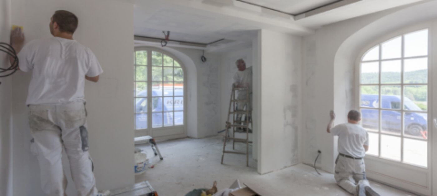 découvrez nos services professionnels de rénovation peinture pour transformer et embellir votre intérieur ou extérieur avec des finitions de qualité.