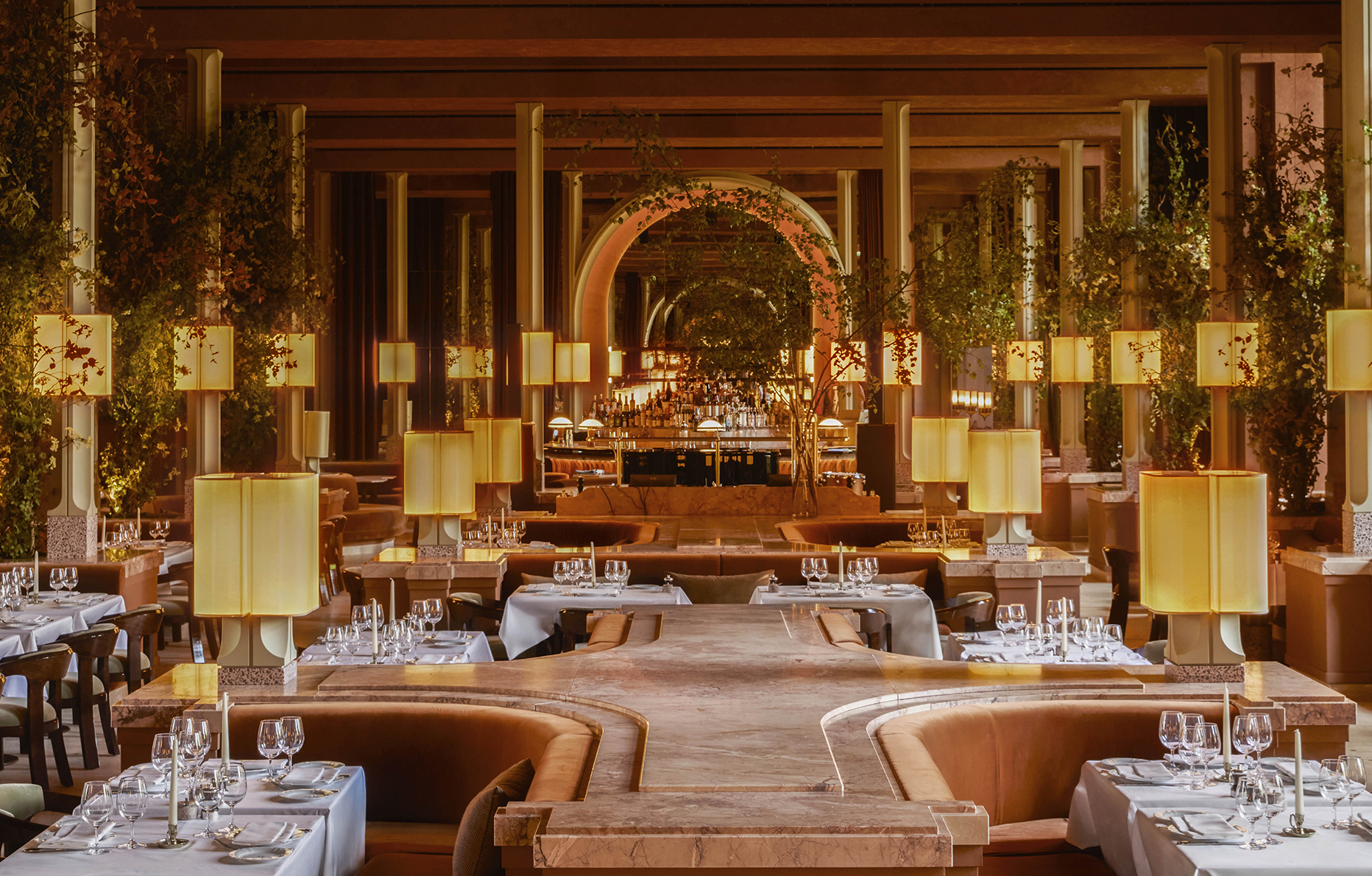 découvrez les meilleures solutions de rénovation pour restaurants à paris en 2025. modernisez votre établissement avec des designs innovants et des matériaux de qualité.