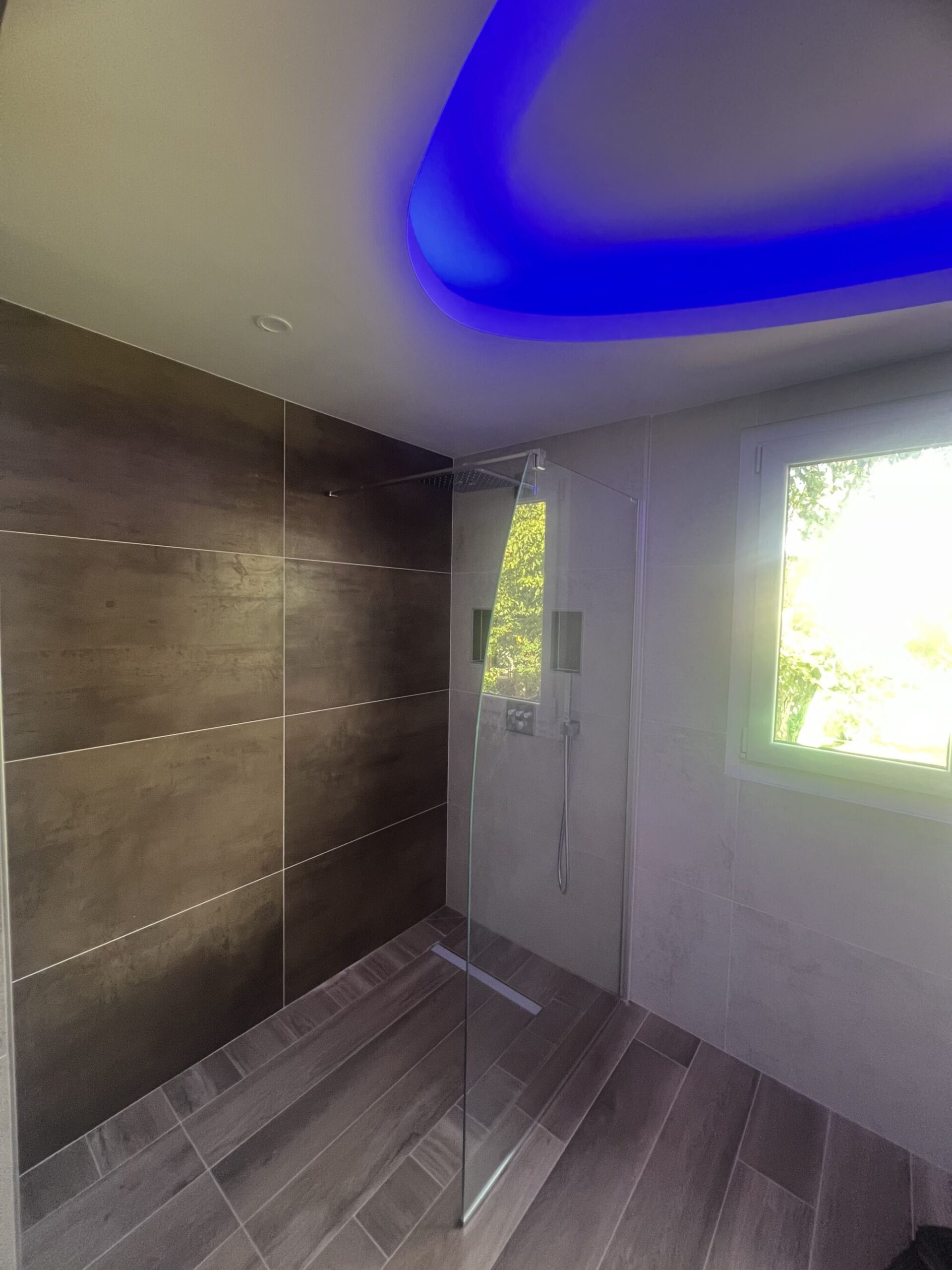 découvrez notre service de rénovation salle de bain clé en main à mortcerf : design personnalisé, matériaux de qualité et réalisation rapide pour un espace moderne et fonctionnel.