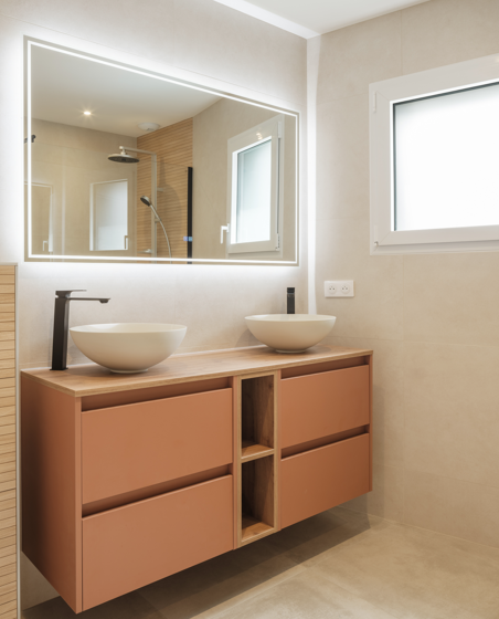 services professionnels de rénovation de salle de bain à montereau. transformez votre espace avec des solutions modernes, sur mesure et de qualité.