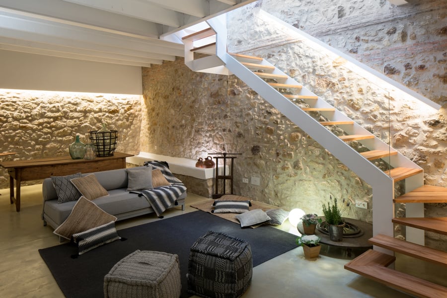 découvrez nos conseils et solutions pour la rénovation de votre sous-sol, afin de créer un espace fonctionnel, moderne et agréable à vivre.