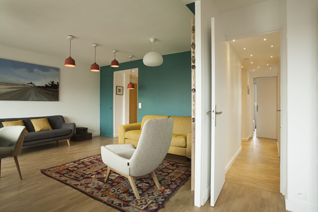 découvrez comment rénover un appartement des années 60 avec style, en alliant charme rétro et design moderne pour un intérieur unique et tendance.