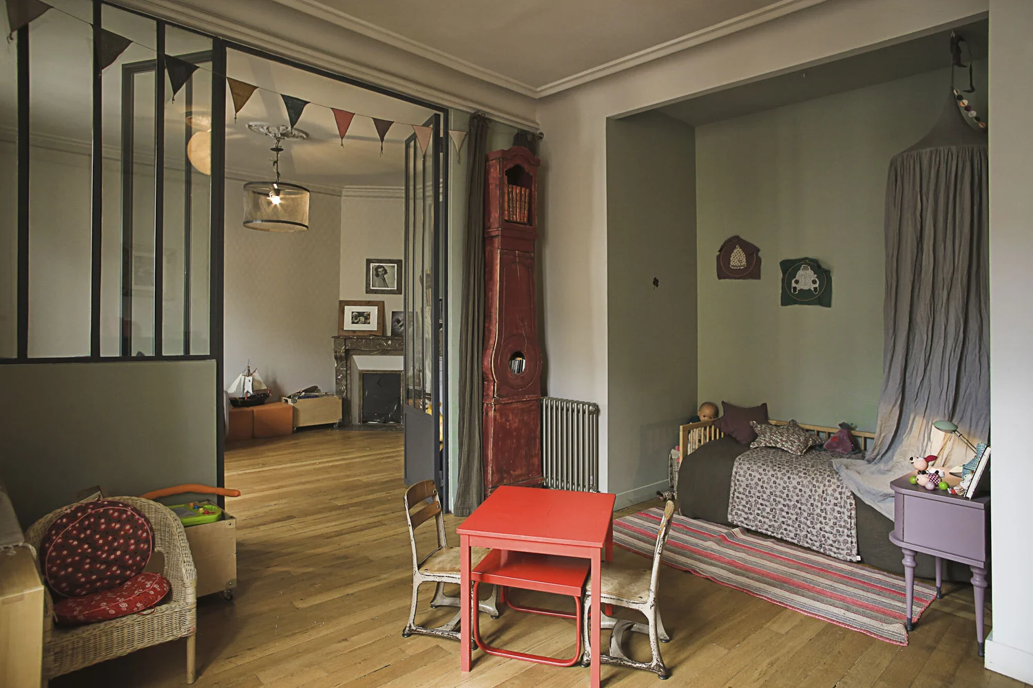 découvrez nos conseils et services pour rénover votre appartement haussmannien à vincennes, alliant charme d'époque et modernité.