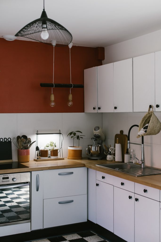 découvrez des idées et astuces pratiques pour rénover votre cuisine en formica, alliant modernité et budget maîtrisé.