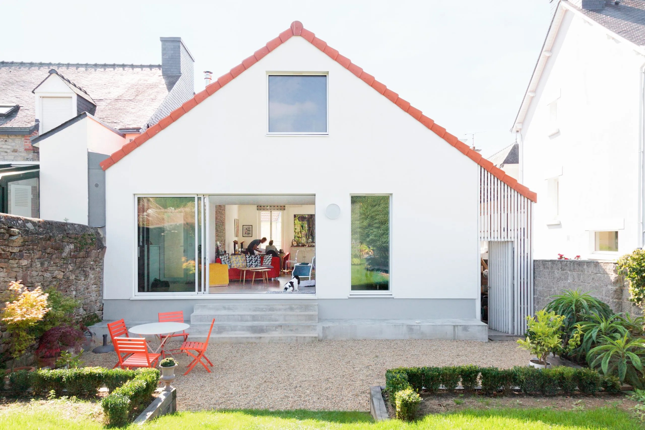 renover maison annees 60 estimation couts 1 découvrez comment estimer le coût pour rénover une maison des années 60. guide complet pour planifier votre budget rénovation efficacement.