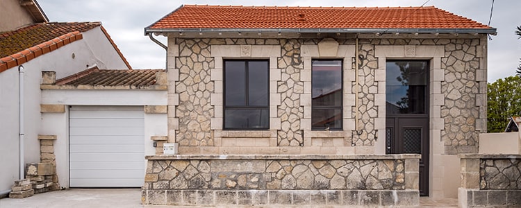 renover maison annees 60 estimation couts découvrez comment rénover une maison des années 60 avec une estimation précise des coûts pour transformer votre intérieur tout en maîtrisant votre budget.