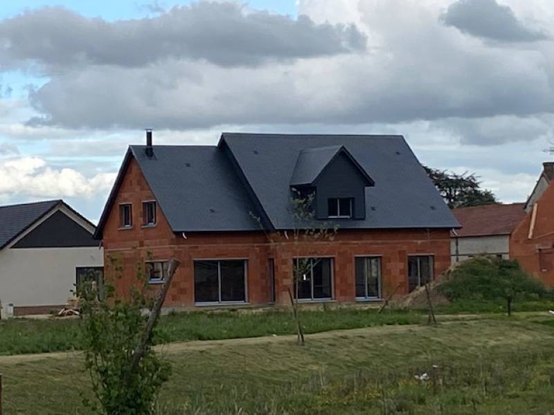 découvrez des astuces pratiques pour rénover la toiture de votre grange tout en optimisant les coûts. conseils experts pour un chantier réussi et économique.