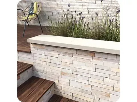 découvrez nos solutions de revêtement mural extérieur alliant esthétique et protection pour sublimer et préserver vos façades contre les intempéries.