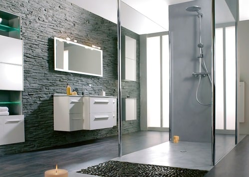 découvrez nos solutions de revêtement pour salle de bain alliant esthétique et résistance à l'humidité, pour un espace à la fois élégant et durable.