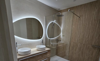 découvrez nos solutions pour rénover votre salle de bain près de paris : conseils, artisans qualifiés et idées tendance pour un espace moderne et fonctionnel.