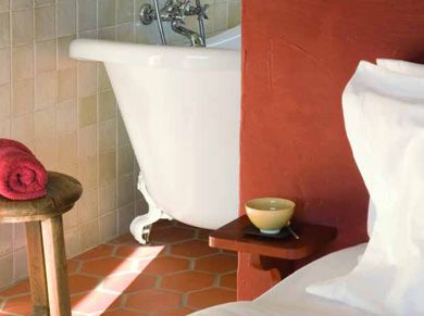 découvrez nos solutions pour une salle de bains bien-être alliant confort, design et relaxation. transformez votre espace en un véritable havre de paix.