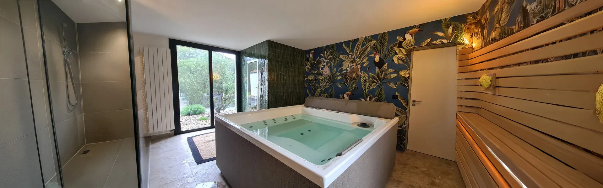 découvrez des idées et conseils pour aménager une salle de bains bien-être, alliant confort, design et détente pour un espace zen et relaxant.