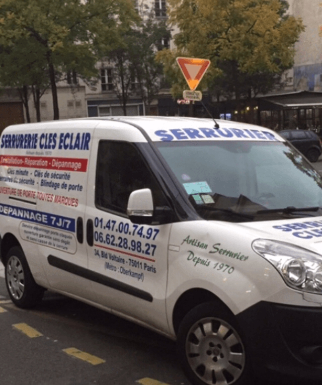 serrurier à paris disponible 24h/24 pour une installation et un dépannage rapide. intervention efficace et professionnelle pour tous vos besoins en serrurerie.