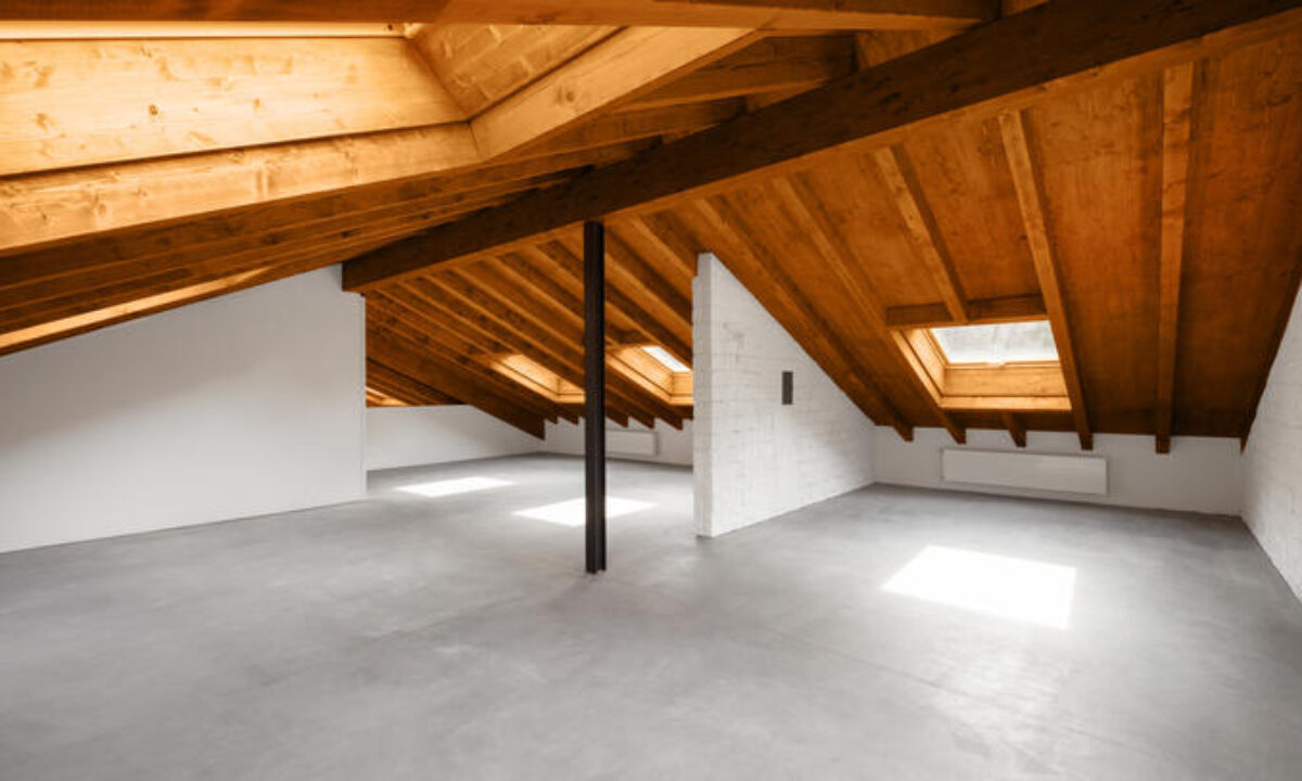 découvrez tout ce qu'il faut savoir sur le sol en résine : coûts, avantages et limites pour faire le meilleur choix pour votre intérieur ou extérieur.