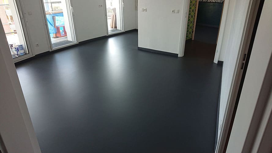 découvrez le coût et les avantages des sols en résine pour un revêtement durable, esthétique et facile à entretenir.