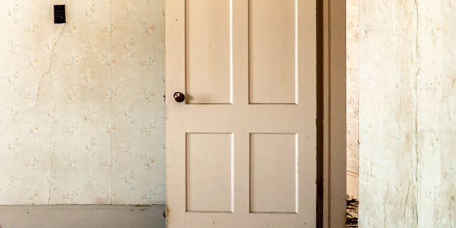 découvrez des solutions efficaces pour traiter les remontées capillaires et préserver l'intégrité de vos murs. guide complet et conseils pratiques pour éliminer l'humidité.