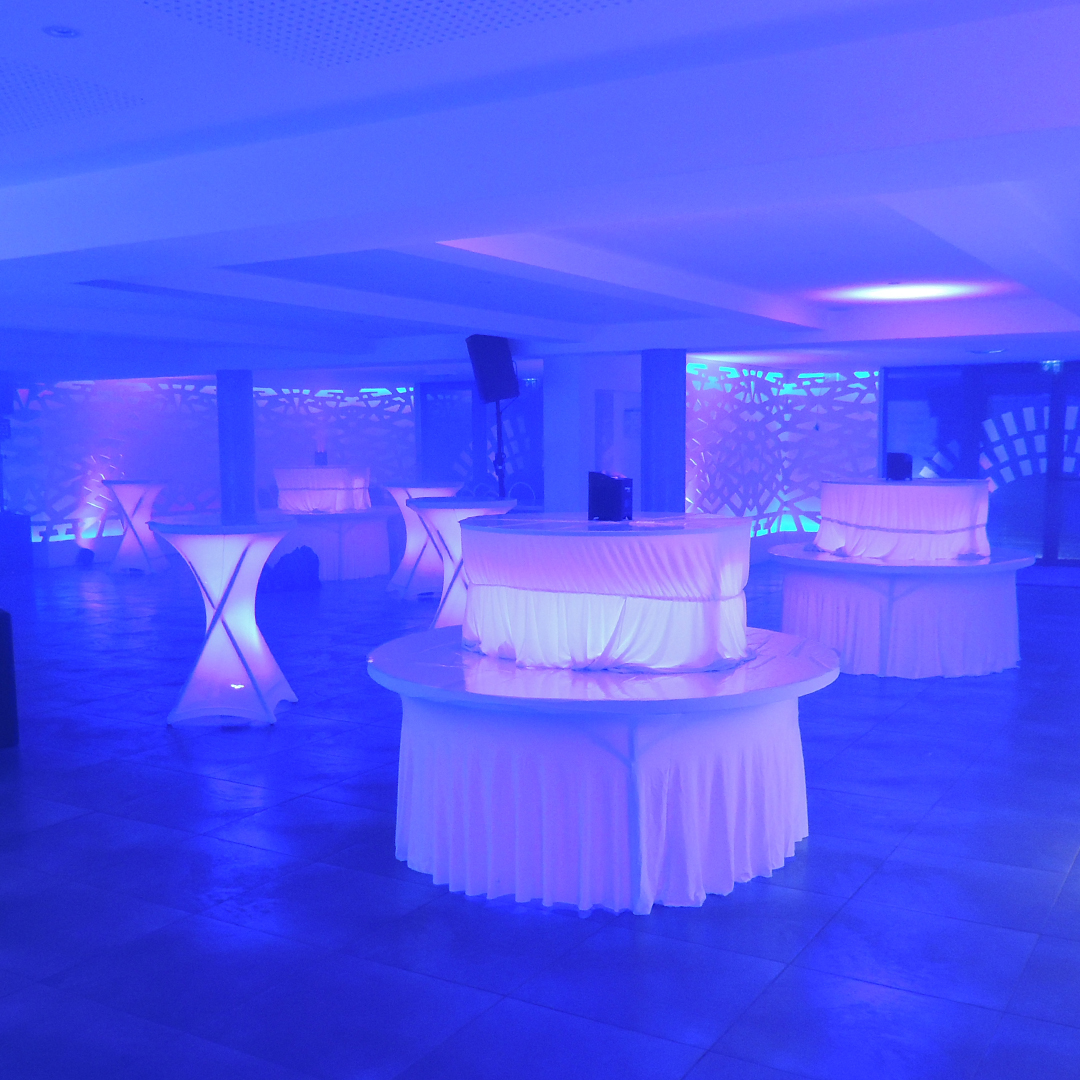 découvrez comment sublimer vos événements avec élégance grâce à nos solutions raffinées et personnalisées, pour des moments inoubliables et pleins de charme.