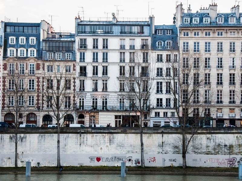 découvrez comment la surélévation à paris peut optimiser votre espace de vie en ajoutant de la hauteur et de la lumière à votre logement, tout en valorisant votre patrimoine immobilier.