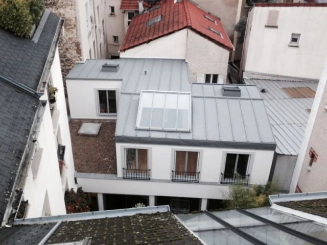 découvrez comment la surélévation d'appartement peut optimiser votre espace de vie tout en valorisant votre bien immobilier. conseils, étapes et avantages.