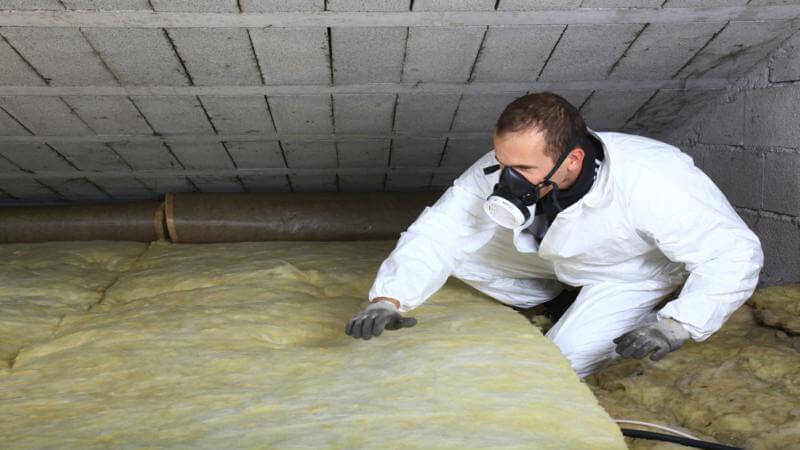 découvrez les tarifs pour l'isolation de toiture et optimisez l'efficacité énergétique de votre maison tout en réalisant des économies.