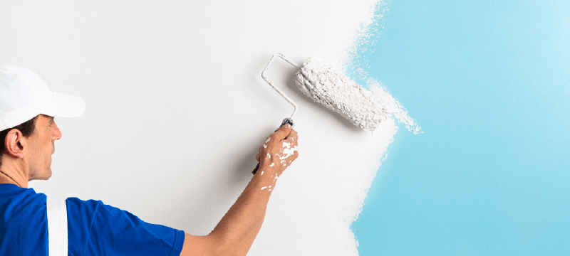 découvrez les tarifs d'un plâtrier peintre travaillant au noir. informez-vous sur les prix pratiqués hors des circuits légaux et les risques associés.