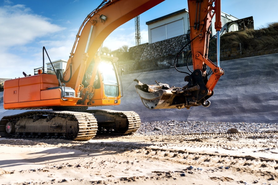 découvrez les bases du terrassement et les coûts associés pour bien préparer vos travaux de construction ou d'aménagement extérieur.