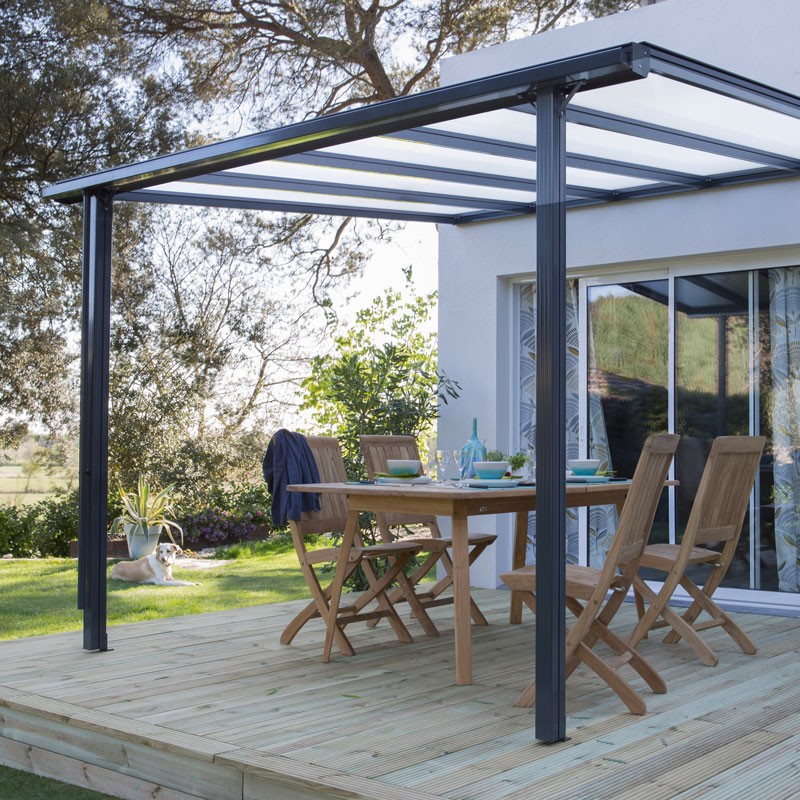 découvrez nos conseils et astuces pour aménager et entretenir votre toit terrasse, un espace extérieur unique pour profiter du soleil en toute intimité.