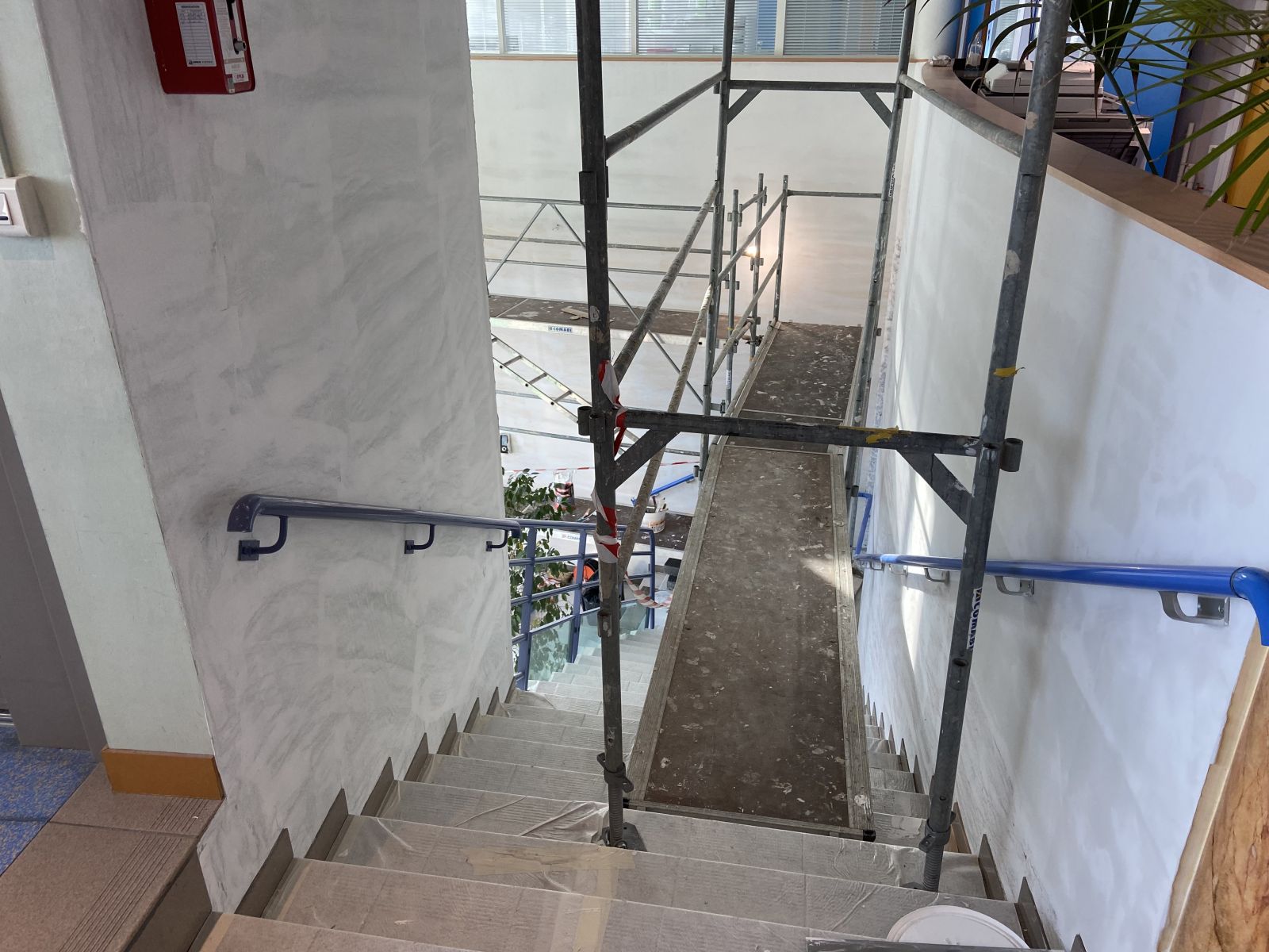 découvrez nos conseils et idées pour vos travaux de cage d’escalier afin de valoriser votre intérieur avec style et fonctionnalité.