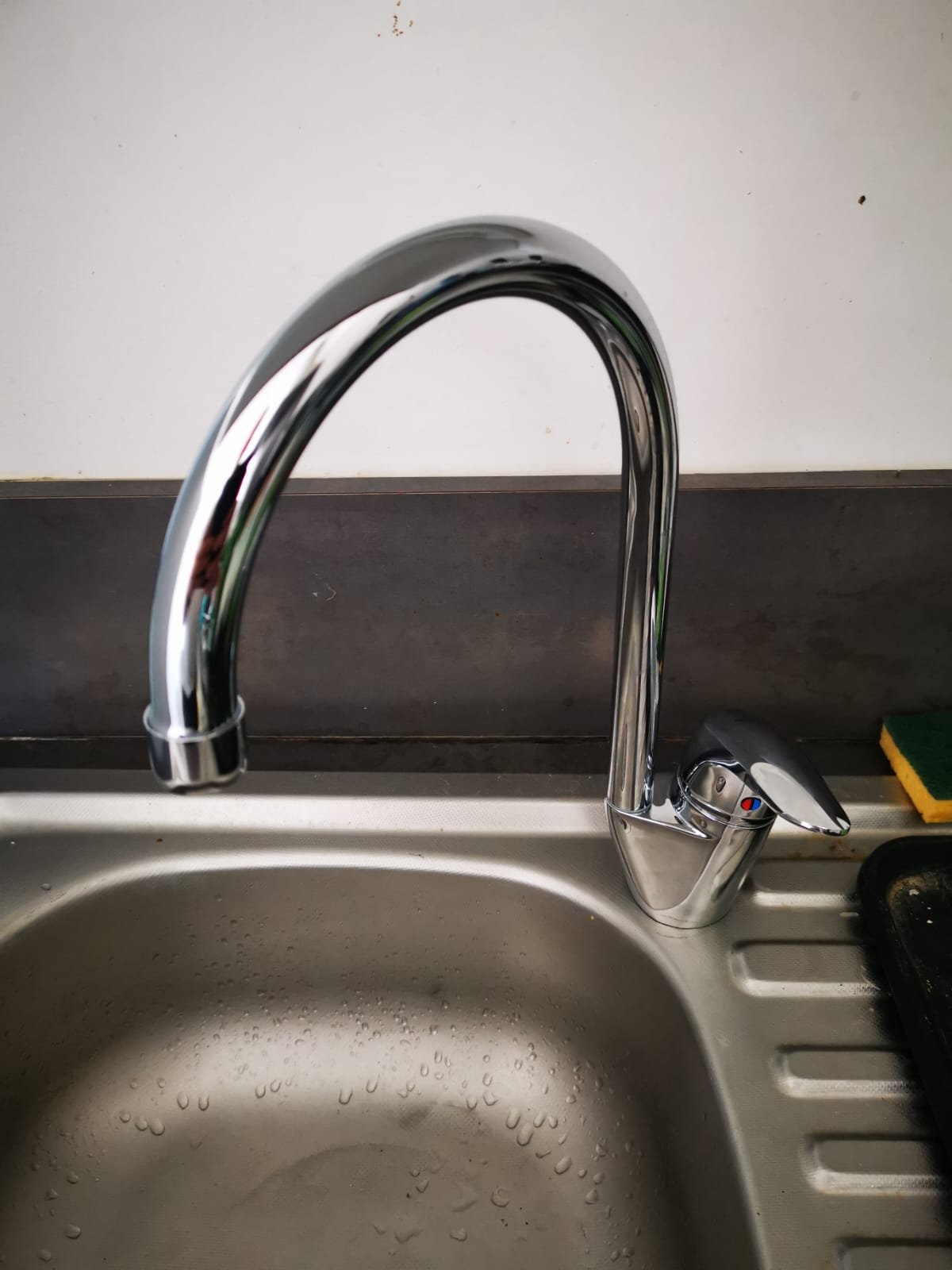 besoin d'un plombier en urgence ? profitez de tarifs clairs et d'une intervention rapide pour résoudre vos problèmes de plomberie sans stress.