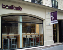 service professionnel de vitrerie à paris 16 trocadéro : remplacement rapide et efficace de vos vitres. intervention fiable pour particuliers et entreprises.