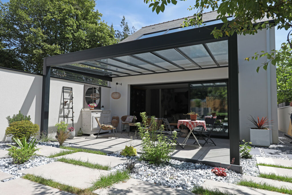 vitrier à épinay-sur-seine chez renoval : services professionnels de pose, réparation et remplacement de vitrages pour particuliers et professionnels. intervention rapide et qualité garantie.