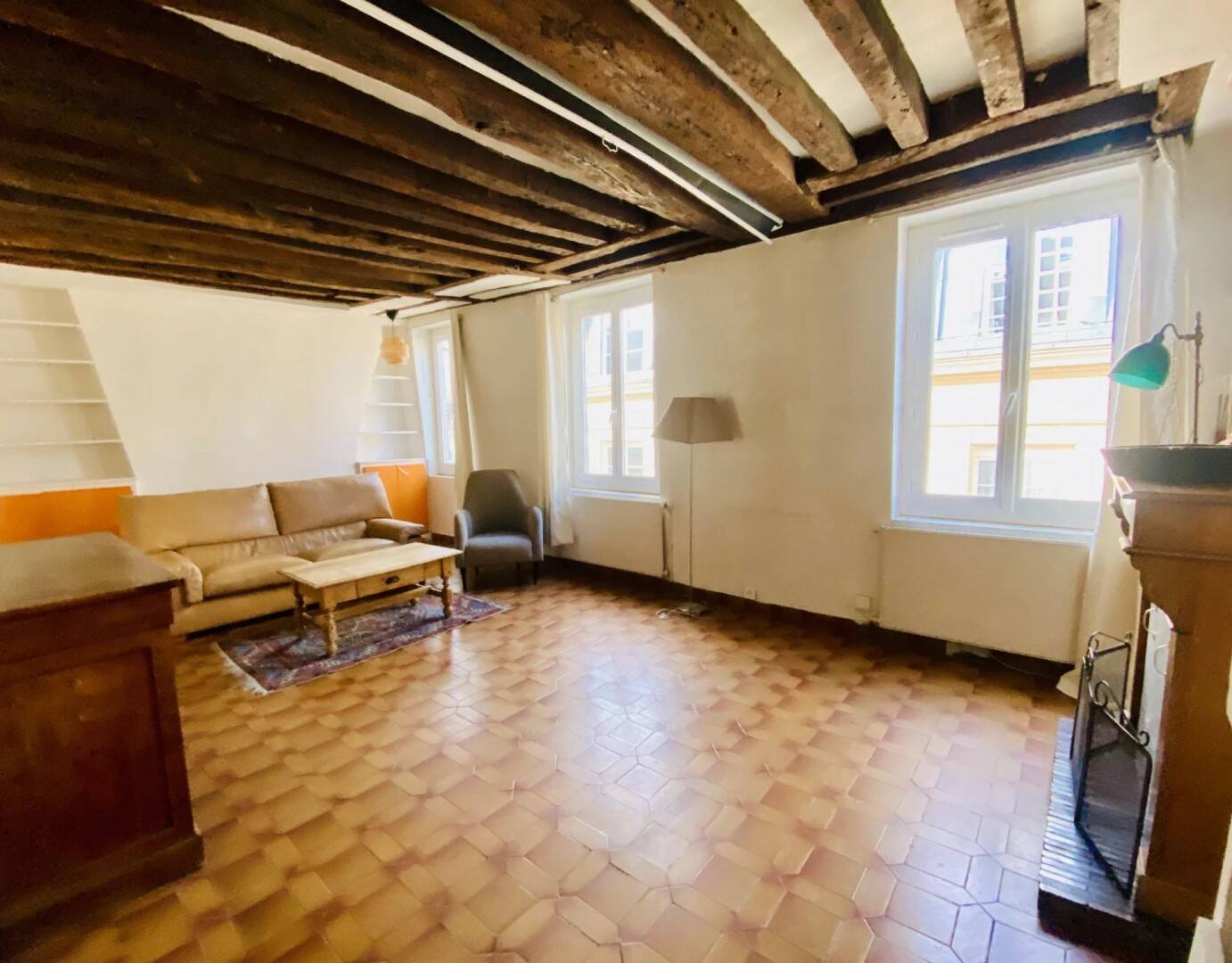 découvrez des opportunités d'achat d'église à rénover dans le 15e arrondissement de paris, parfaites pour des projets uniques alliant histoire et modernité.