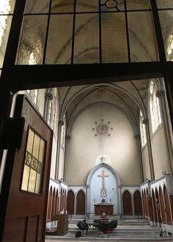 découvrez notre offre d'achat d'églises à rénover dans le 15e arrondissement de paris, un emplacement idéal pour un projet unique alliant histoire et modernité.