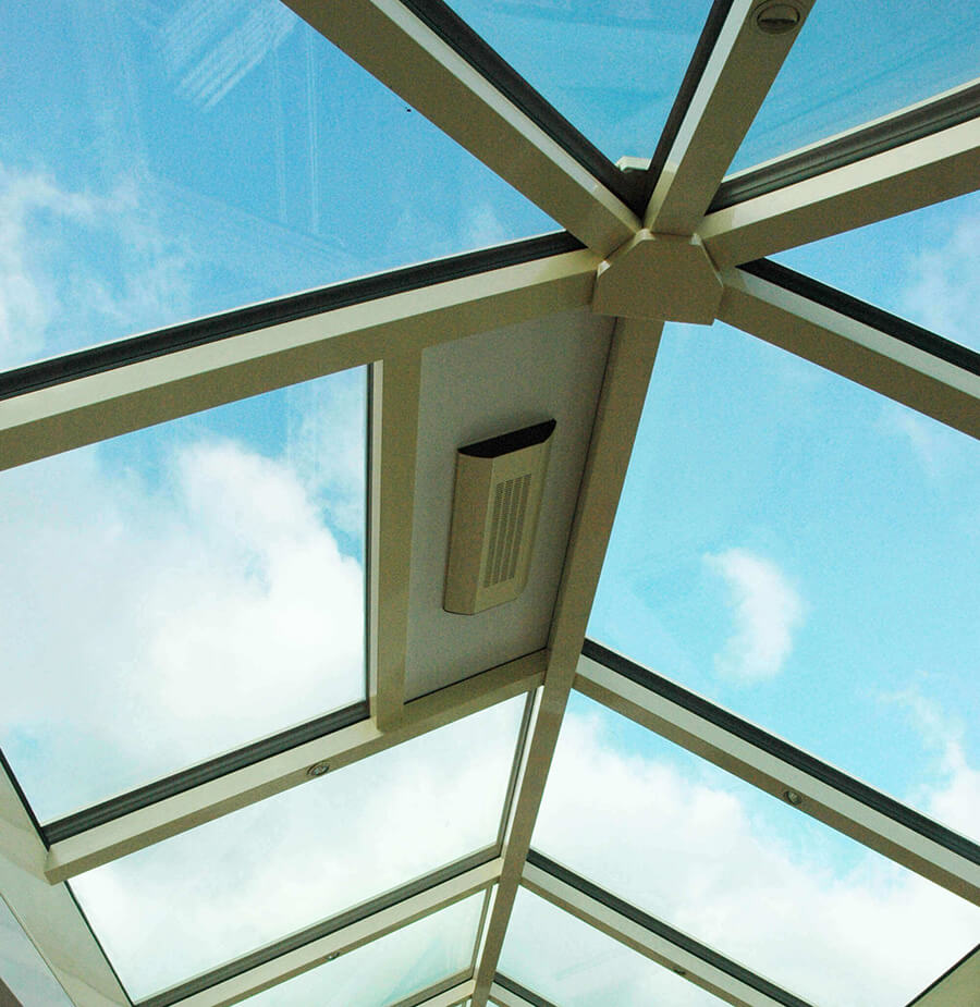 optimisez la qualité de l'air et le confort de votre maison grâce à l'aération naturelle avec des extracteurs de toiture efficaces et faciles à installer.