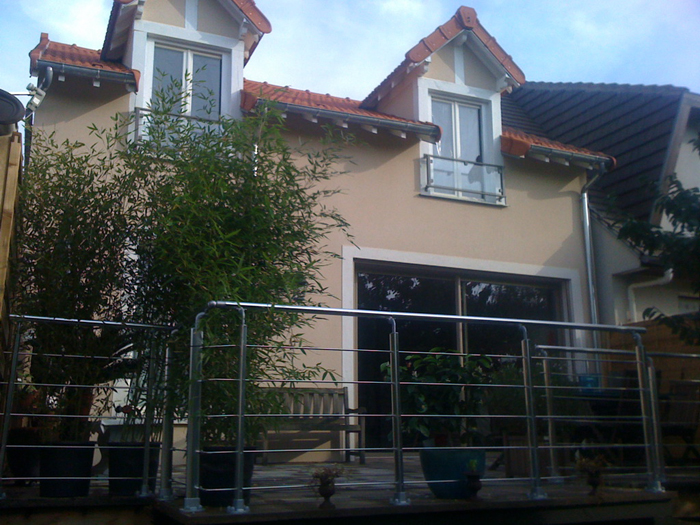 découvrez comment réaliser un agrandissement de maison surélevée pour optimiser votre espace de vie tout en ajoutant luminosité et style à votre habitation.